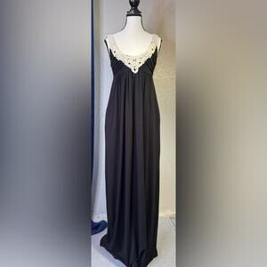 GUESS Boho Crochet Maxi Dress w/Pockets | Size M